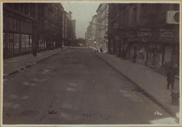 Manhattan: Warren Street - Broadway, 1918
