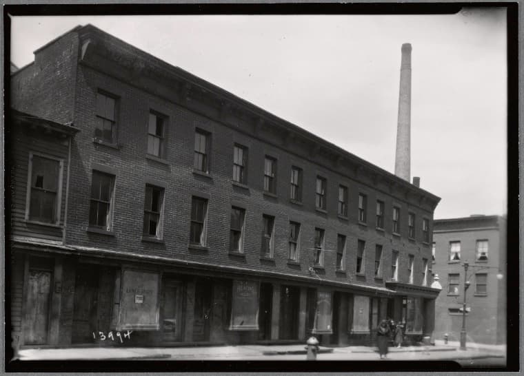 Row houses and storefronts: Hudson Ave.-Front St., Brooklyn, 1934