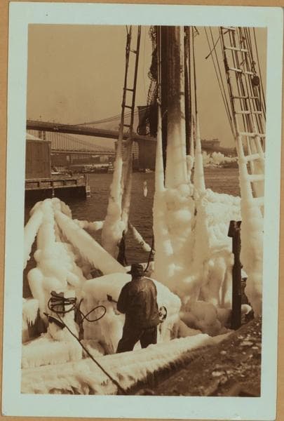 Fulton fish market - [Old fashioned bean trawler.], 1924–1936