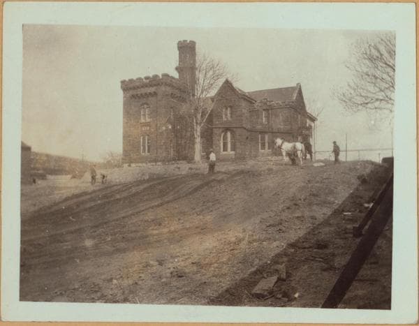 Queens: Vernon Boulevard - 43rd Road