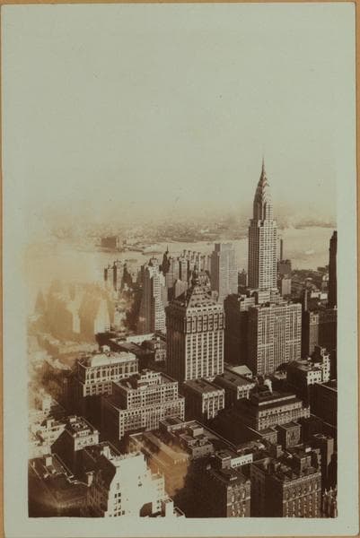 General view - Between 5th and 6th Avenues - Southeast., 1933