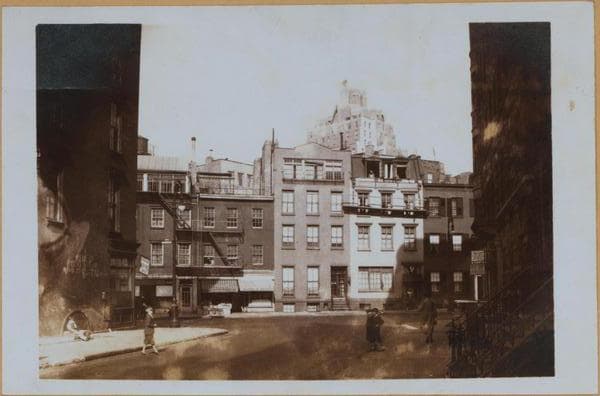 Manhattan: Greenwich Avenue - 12th Street, 1932–1933