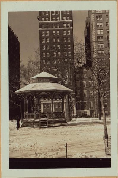 Manhattan: Washington Square West - Waverly Place, 1935