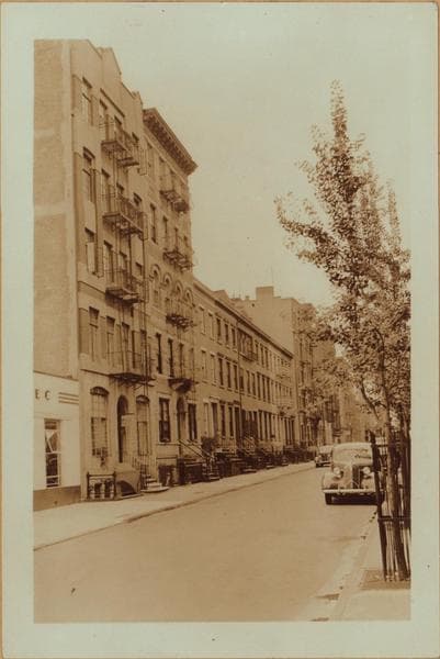 Manhattan: Perry Street - 7th Avenue South, 1937