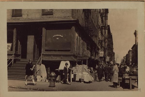 Manhattan: Orchard Street - Hester Street, 1928