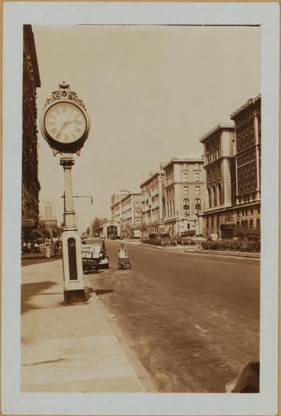 Manhattan: Broadway - 114th Street (West), 1937