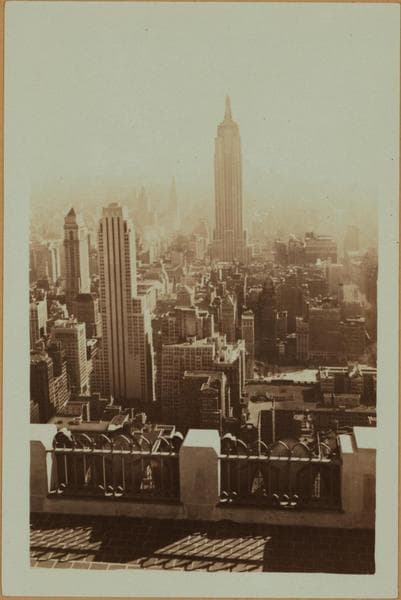 General view - Between 5th and 6th Avenues - South., 1933