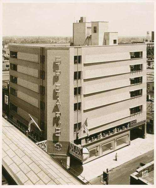 Queens - Jamaica Avenue - 166th Street