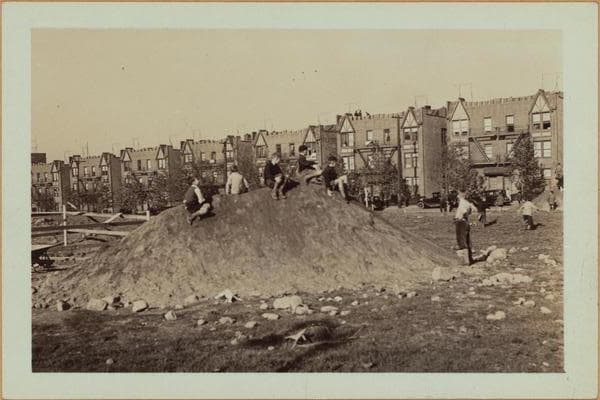 Queens: Astoria Park., 1934–1937