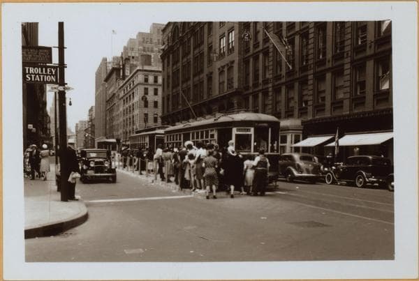 Brooklyn: Livingston Street - Bond Street, 1940