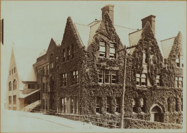 Richmond: Stuyvesant Place - Wall Street, 1910