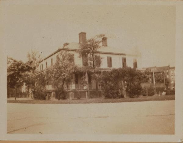 Manhattan: Carl Schurz Park - Gracie Mansion., 1923
