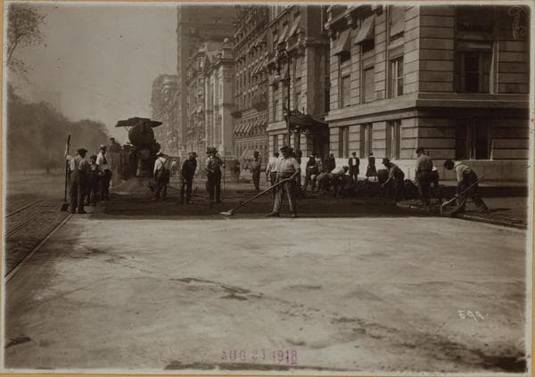 Manhattan: 69th Street - Central Park West, 1918