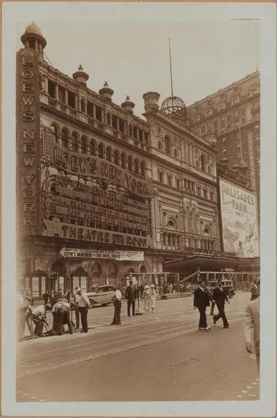 Manhattan: Broadway - 44th Street, 1935