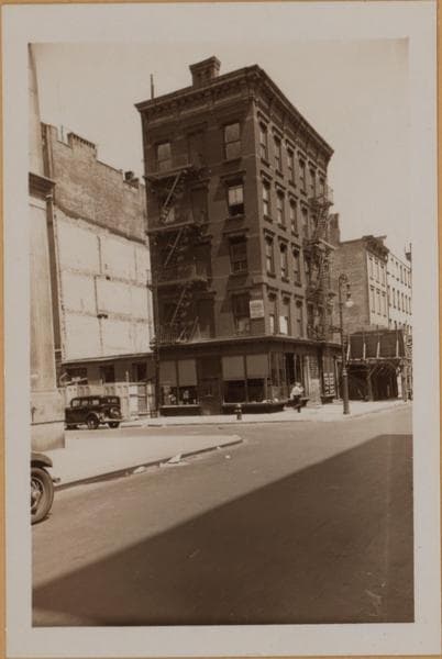 Manhattan: 6th Street (East) - Hall Place, 1938
