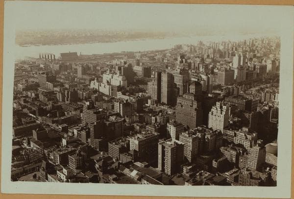 General view - Between 5th and 6th Avenues - Northwest., 1933