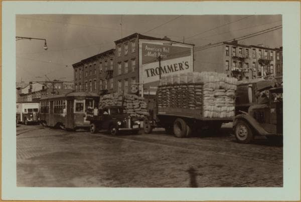 Transportation - Traffic jam - 3rd and Prospect Avenue - Brooklyn., 1939–1941