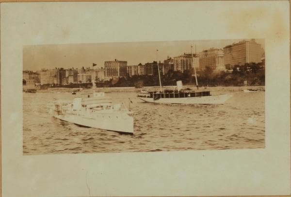 North (Hudson) River - Shore and skyline - Manhattan - 59th Street - George Washington Bridge., 1926