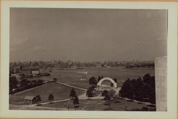 Queens: Astoria Park., 1931–1936