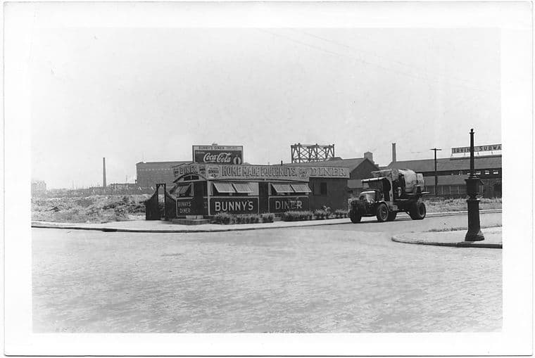 49th Avenue at 27th Street, to Southeast, Queens, 1940-07-27
