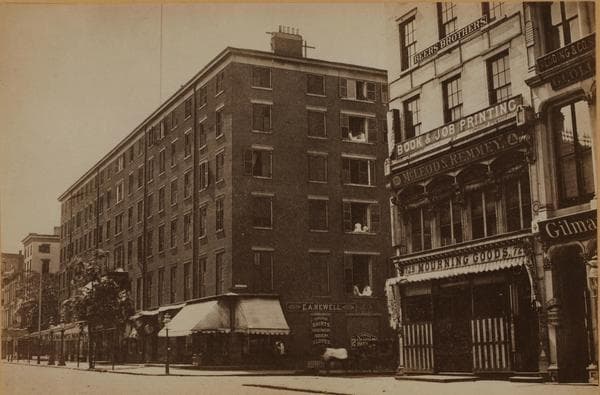 Manhattan: Broadway - Waverly Place, 1870