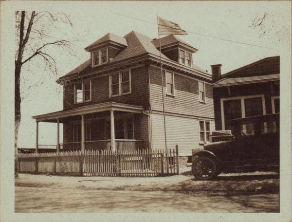 Queens: Colonial Avenue - Nassau Boulevard, 1924–1926