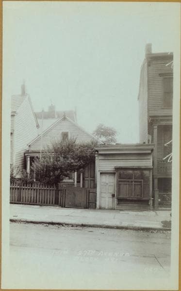 Queens: 27th Avenue - 1st Street