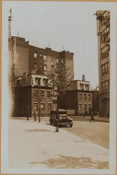Manhattan: Commerce Street - Barrow Street, 1928–1933