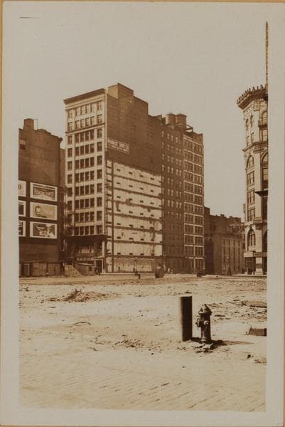 Manhattan: Broadway - Houston Street (West), 1932