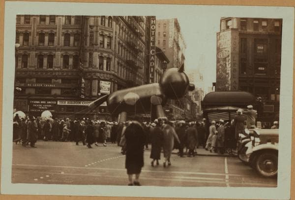 Celebrations - Parades - Municipal events - Macy's Thanksgiving Parade., 1931