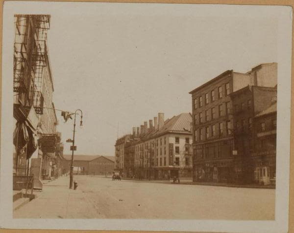 Manhattan: Fulton Street - Front Street, 1923–1932