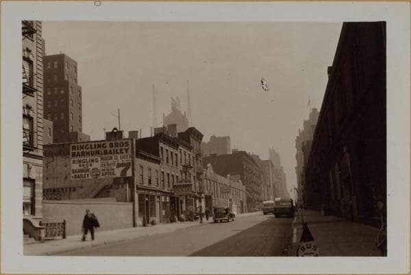Manhattan: 54th Street (West) - 9th Avenue, 1939–1941