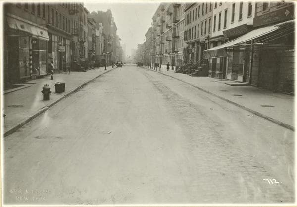Manhattan: 16th Street (West) - 6th Avenue, 1918