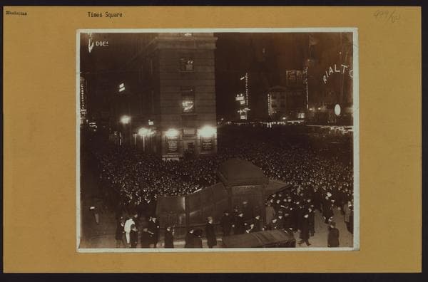 Manhattan: Broadway - 43rd Street, 1916