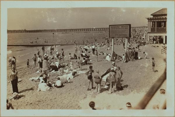 Islands - Coney Island beach - [Sunbathers and swimmers.], 1933
