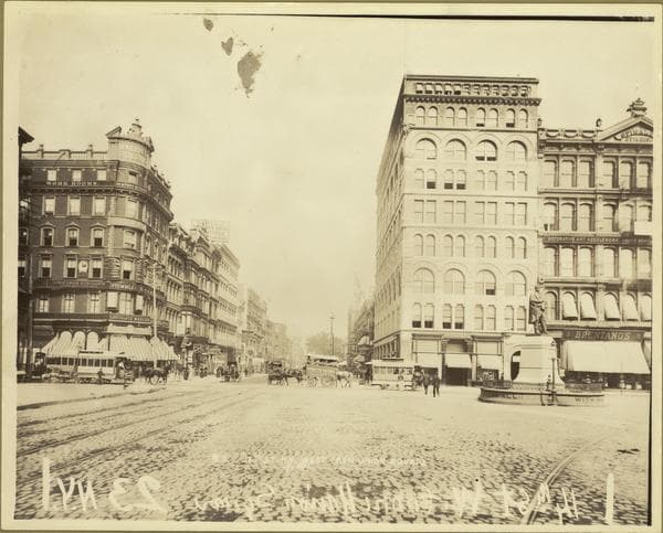 Manhattan: 14th Street - 6th Avenue, 1945