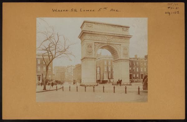 Manhattan: 5th Avenue - Washington Square, 1900