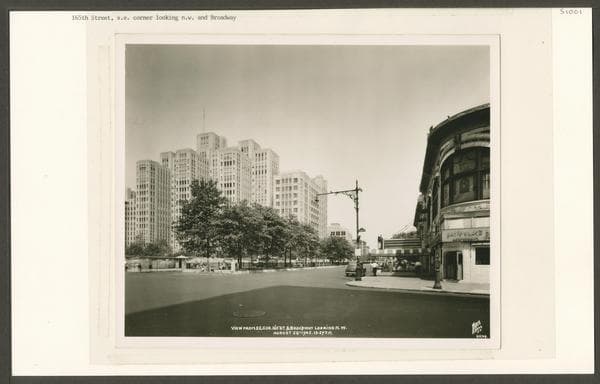 165th Street (West) – Broadway, southeast corner, 1945-08-20