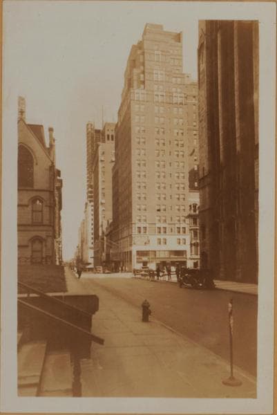 Manhattan: 50th Street - Madison Avenue, 1930