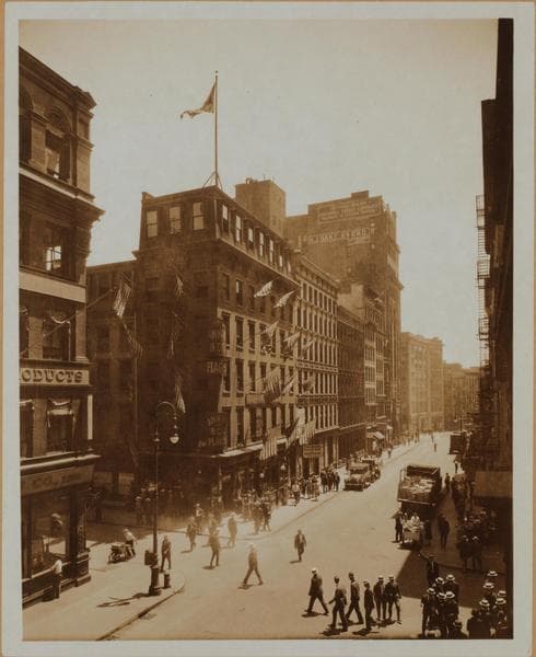 Manhattan: Fulton Street - William Street, 1925