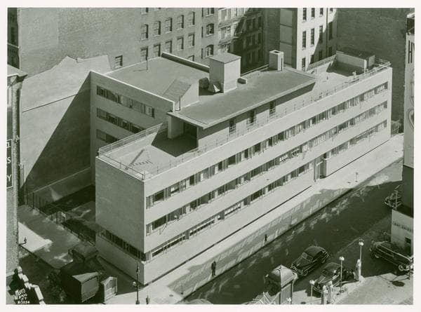 38 Bleecker Street - Mulberry Street
