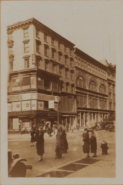 Manhattan: Broadway - 8th Street, 1931