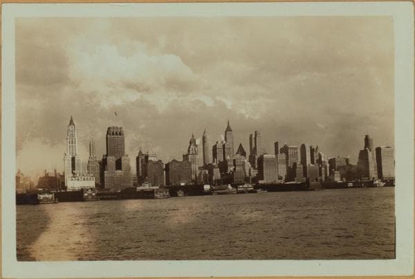 North (Hudson) River - Shore and skyline - Manhattan - Battery - 14th Street - [Bank of Manhattan - Irving Trust Company - New York Telephone Company - Singer Manufacturing Company - Transportation Building - Woolworth Building.], 1930–1934