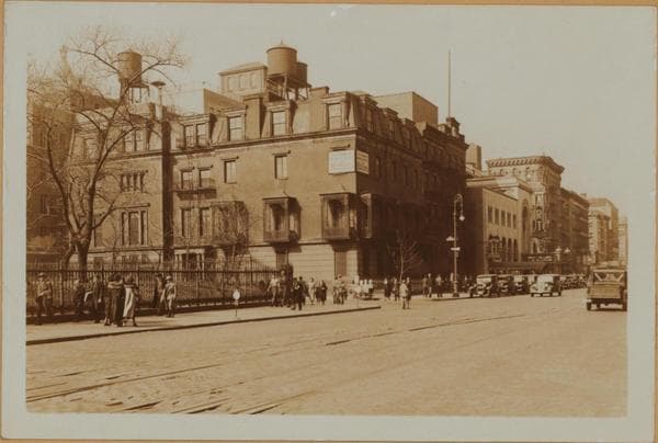 Manhattan: 2nd Ave. - 11th St., 1934