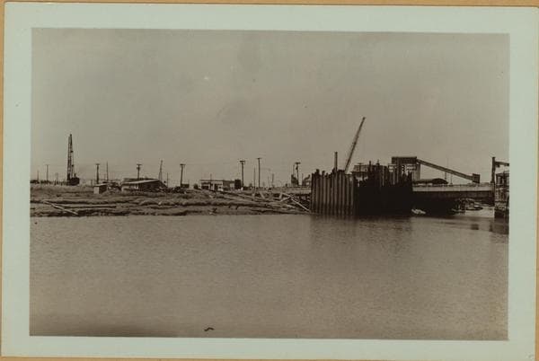 Flushing Creek [Flushing River] - Queens - [Northern Boulevard Bridge.], 1897–1927