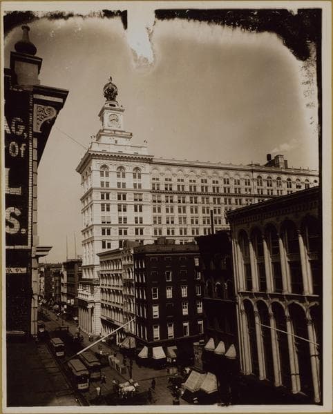 Manhattan: Broadway - Worth Street, 1945