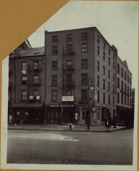 Manhattan: South Street - Roosevelt Street