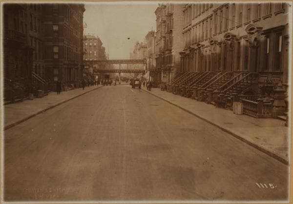 Manhattan: 51st Street - 8th Avenue, 1919