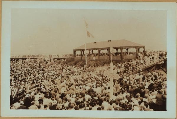 Staten Island - South Beach - [Boardwalk opening.], 1937