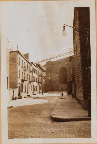 Brooklyn: Garrison Street - Front Street, 1932–1938